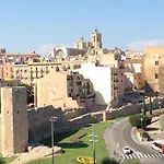 Tarragona Suites Mediona